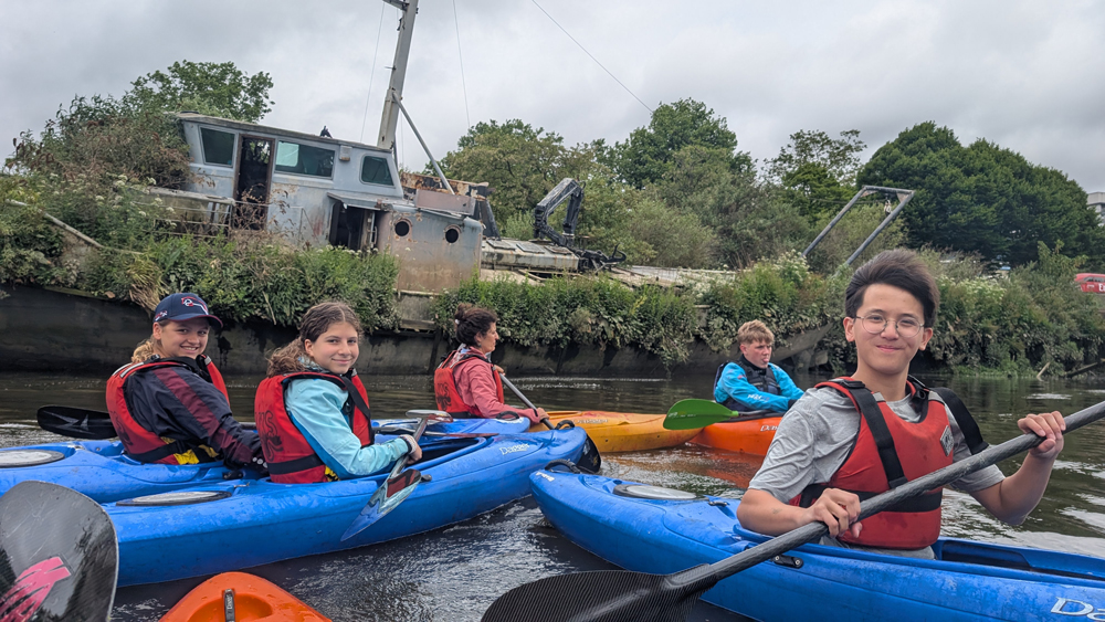 Kayak lessons in London on the Thames